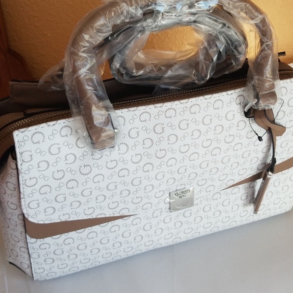 Guess bag
